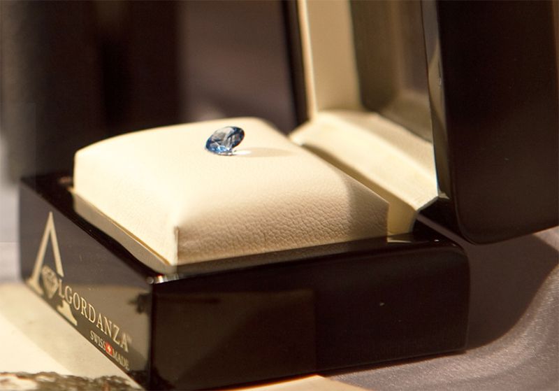 Ashes to Diamond Quote with Diamond Box